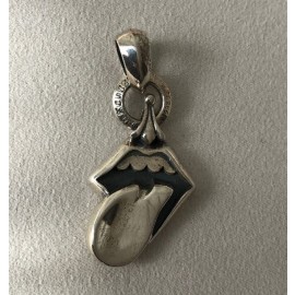 메롱 펜던트 1582353565