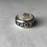 크롬버그 라벨 오픈링