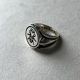 Bug stamp ring
