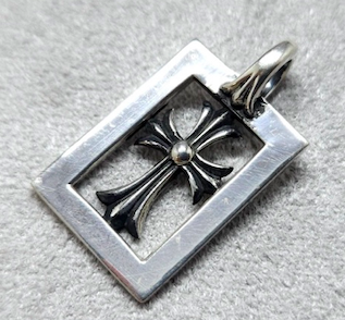 베이비팻 프레임 펜던트